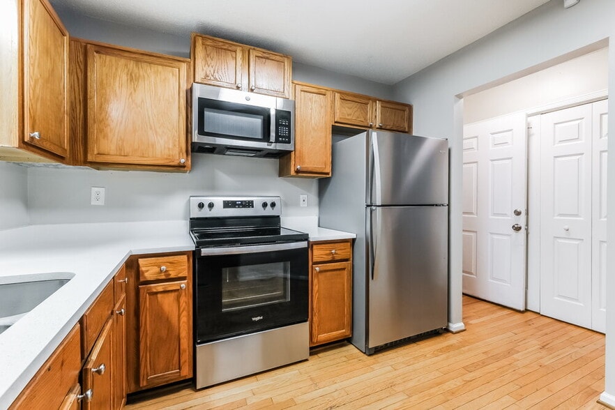 Building Photo - 426 Ivy Crest Dr