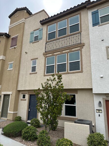 Building Photo - 62 Morning Mimosa Ct