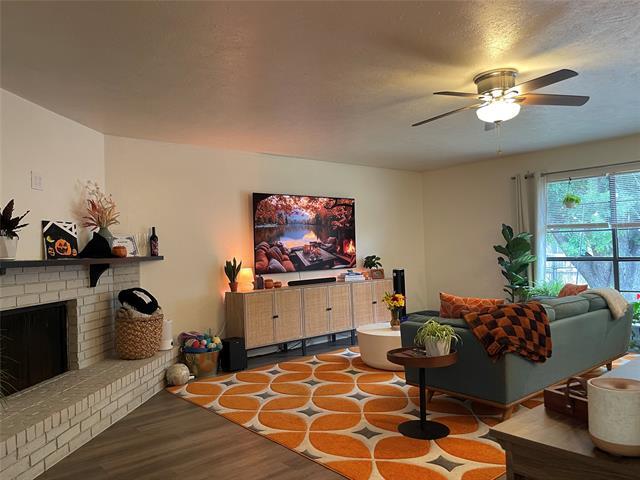 Building Photo - 134 W Way Dr