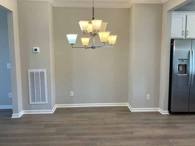 Building Photo - One Month Free $1,950 off at Arden Village Townhome in Columbia