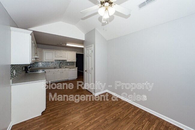 Building Photo - 7856 High Maple Cir