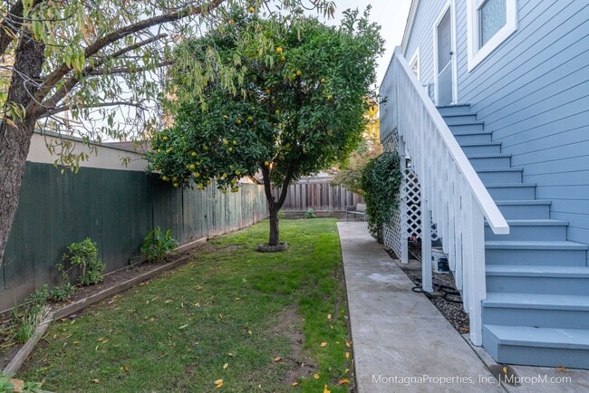 Building Photo - Amazing Downtown Campbell Location - Private Backyard!