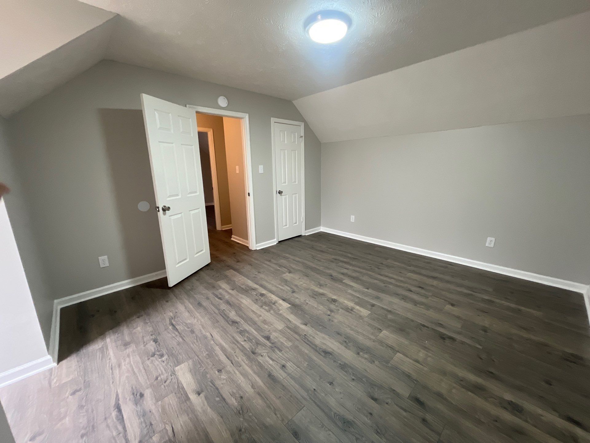 Building Photo - 197 Stratford Ln