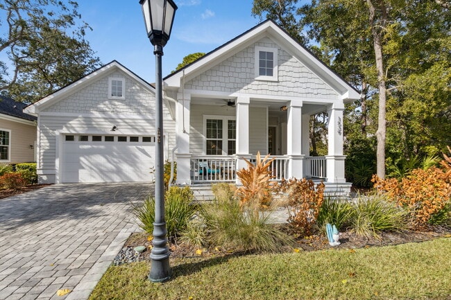 Building Photo - 1539 Coastal Oaks Dr