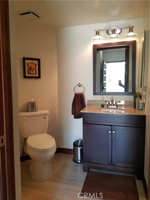 Building Photo - 8694 Villa La Jolla Dr