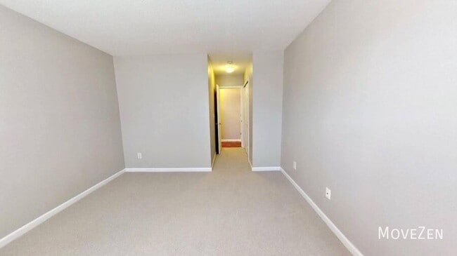 Building Photo - 255 Luzelle Dr