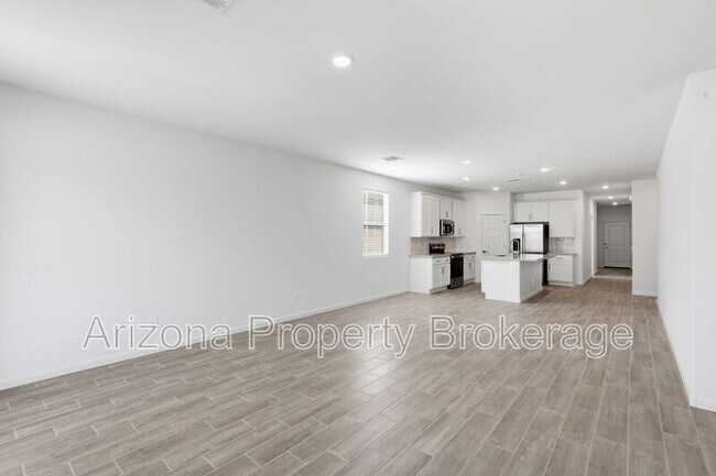 Building Photo - 18252 Avenida De Sol