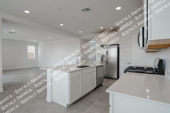 Building Photo - 11985 Calle de Pompas W