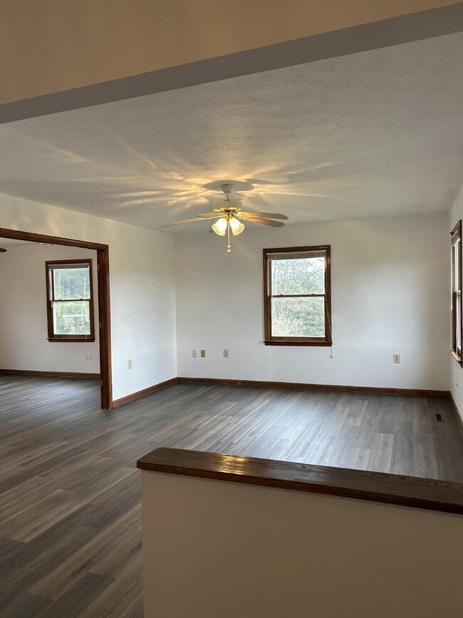 Building Photo - 322 Junction Rd