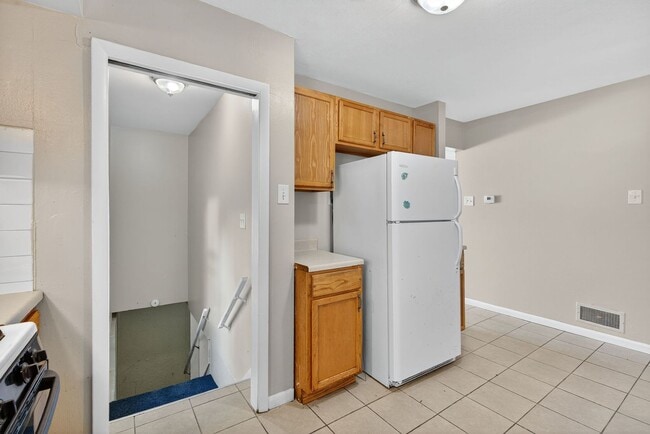 Building Photo - 3 Bedroom Ranch Style Home In Dellwood