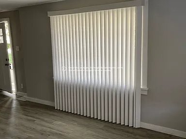 Building Photo - 1423 E Resthaven Rd