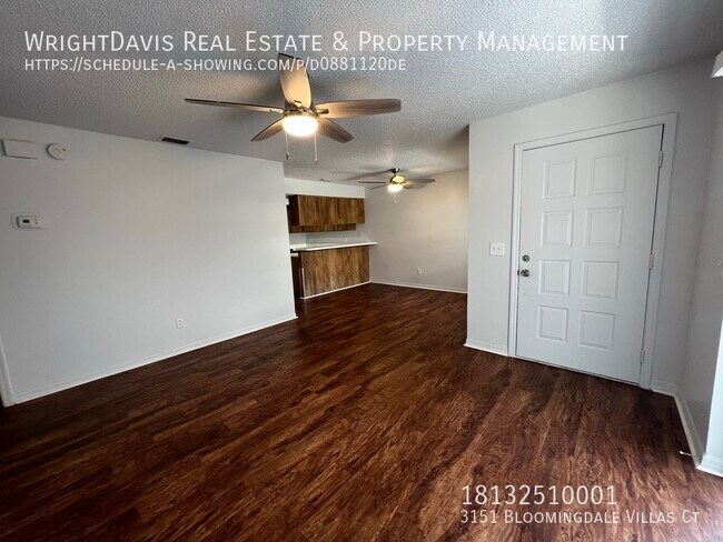 Building Photo - 3151 Bloomingdale Villas Ct