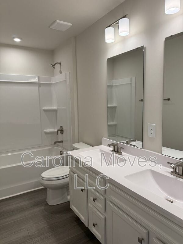 Building Photo - 7071 Glass Ct