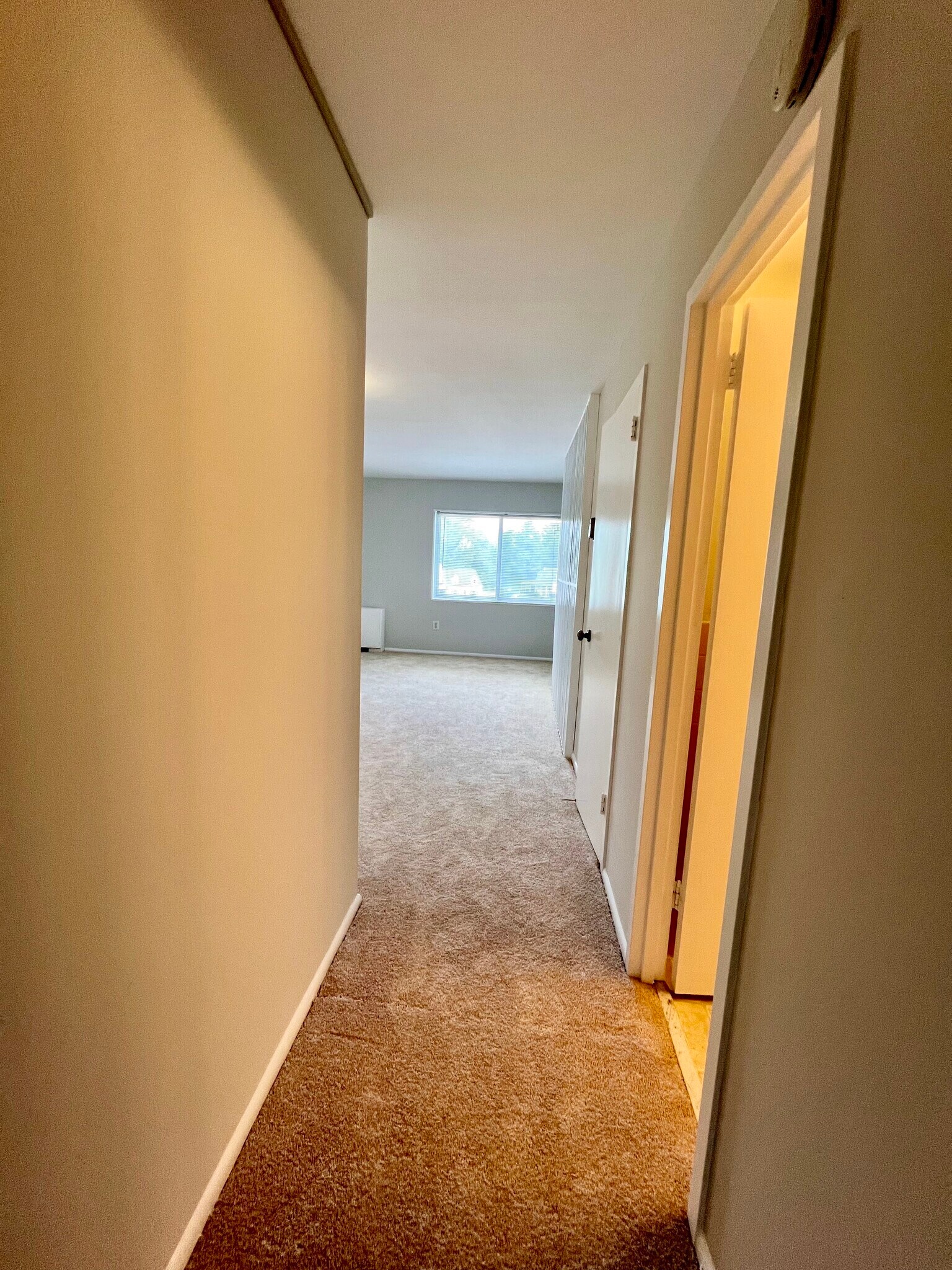 Building Photo - 1111 University Blvd W