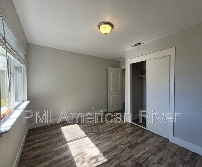 Building Photo - 2621 Cadjew Ave