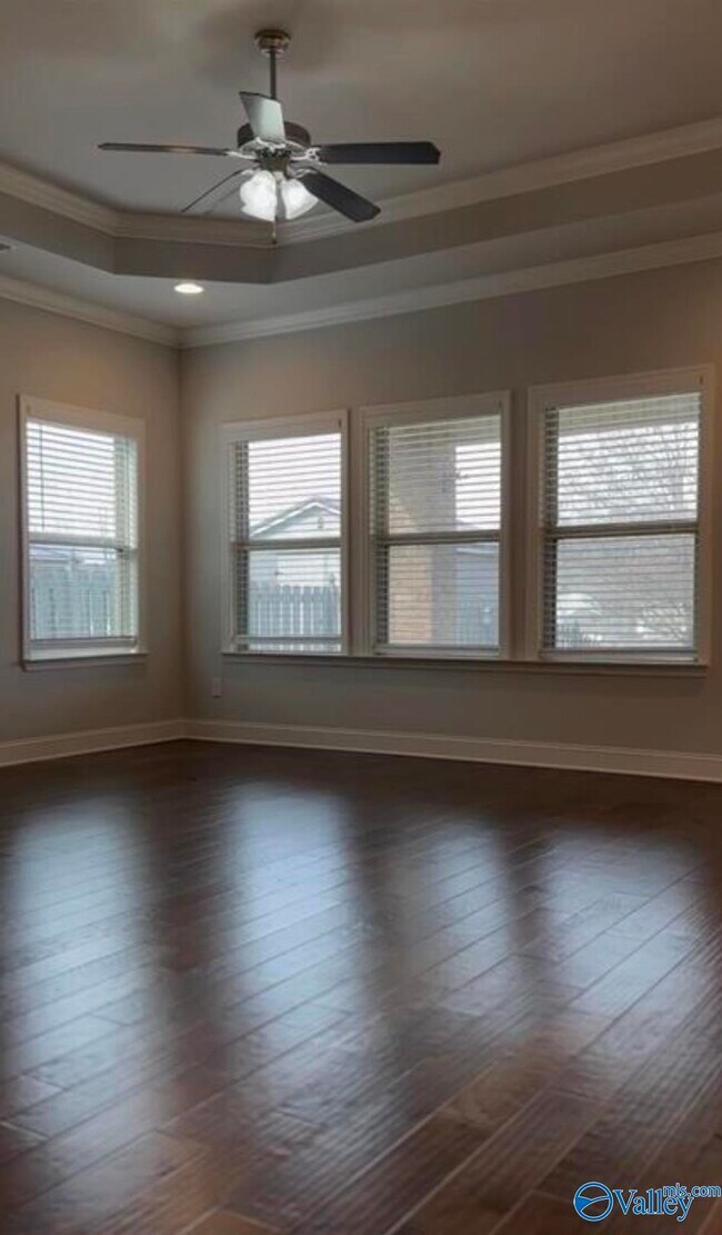 Building Photo - 216 Brighton Park Way