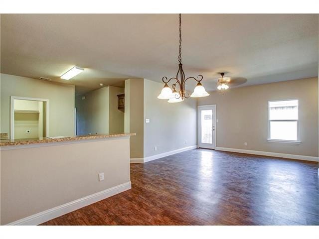 Building Photo - 481 Canvas Ct