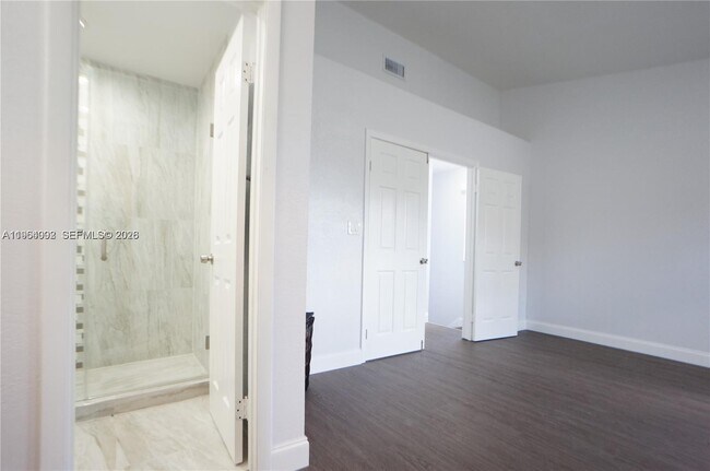 Building Photo - 610 NW 108th Terrace