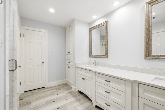 Building Photo - 3807 Glenwood Springs Dr