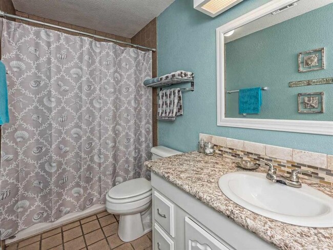 Building Photo - 2209 Ramada