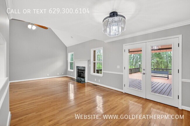 Building Photo - 3940 Waterford Way