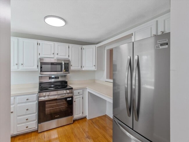 Building Photo - 324 Union St