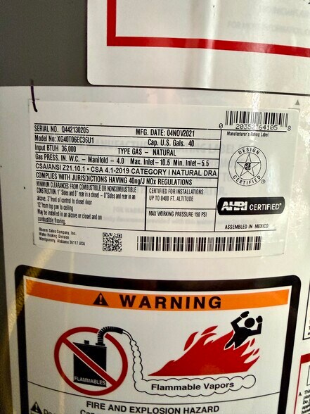 Building Photo - 12 Moore St