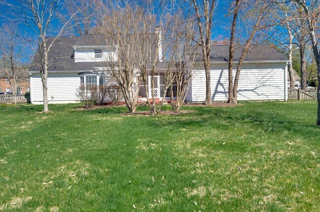 Building Photo - Stunning 3BR/2BA home in the desirable Temple Hills Golf Community!