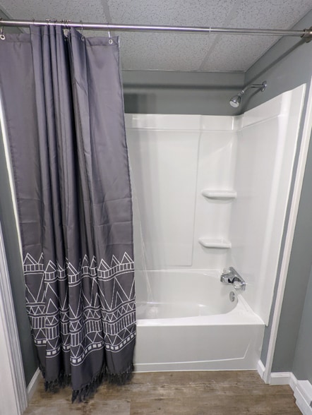 Building Photo - 39 Queen St