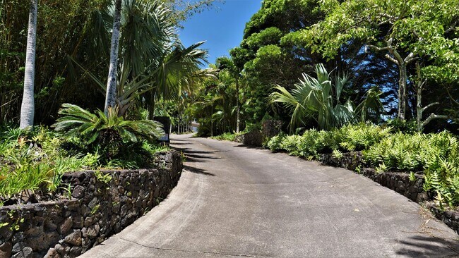 Primary Photo - Home Located in Cliffs at Kahakuloa