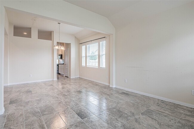 Building Photo - 21263 Lucknow Ln