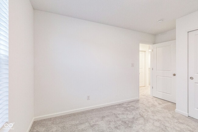 Building Photo - 3449 Briarwick Dr