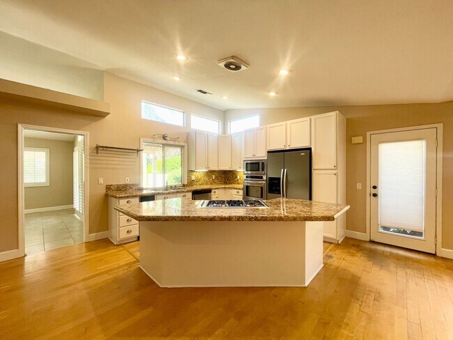 Building Photo - COMING SOON!!! GORGEOUS 3 Bedroom/2.5 Bathroom POOL Home Oasis Awaits in Regency Estates!!