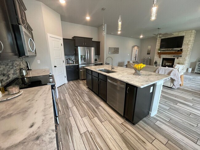 Building Photo - 4-Bedroom House for Rent in Temple