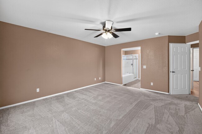 Building Photo - 20600 E Dartmouth Dr