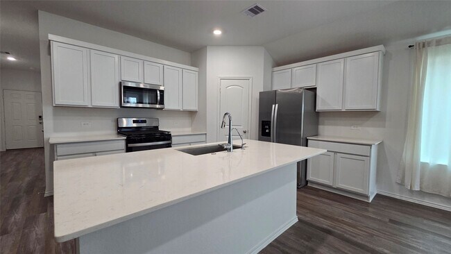 Building Photo - 6110 Ginevra Summers Dr