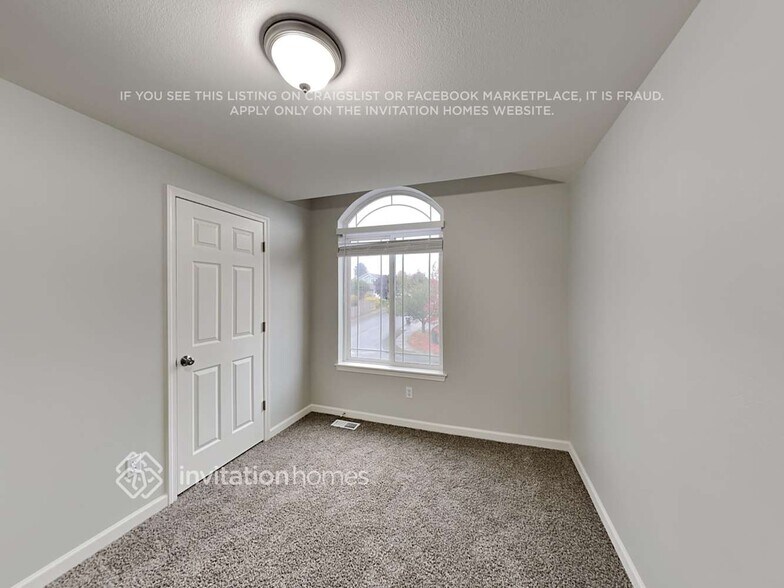 Building Photo - 20207 85th Ave Ct E