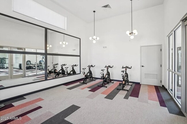 Building Photo - 1161 E O'Neil Dr