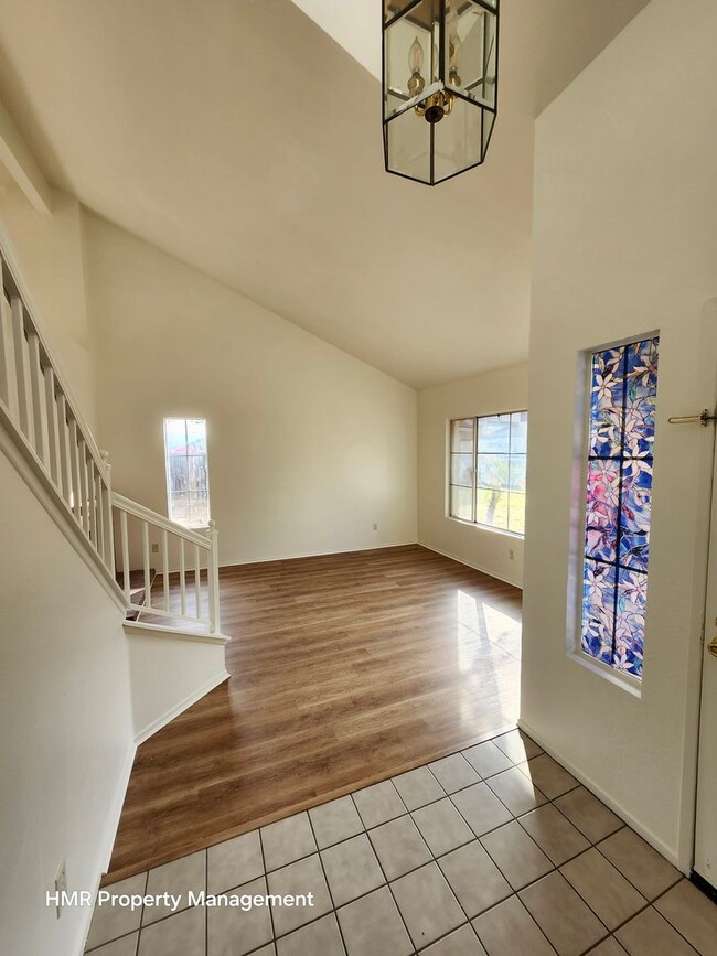 Building Photo - Spacious Two-Story Home with Modern Comforts