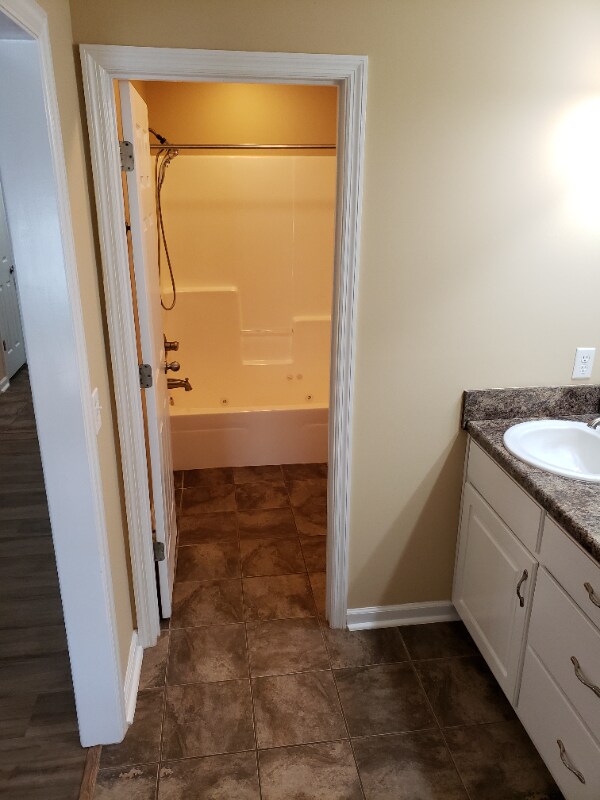 Building Photo - 120 Cody Dr