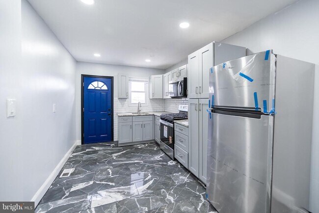 Building Photo - 3097 Memphis St