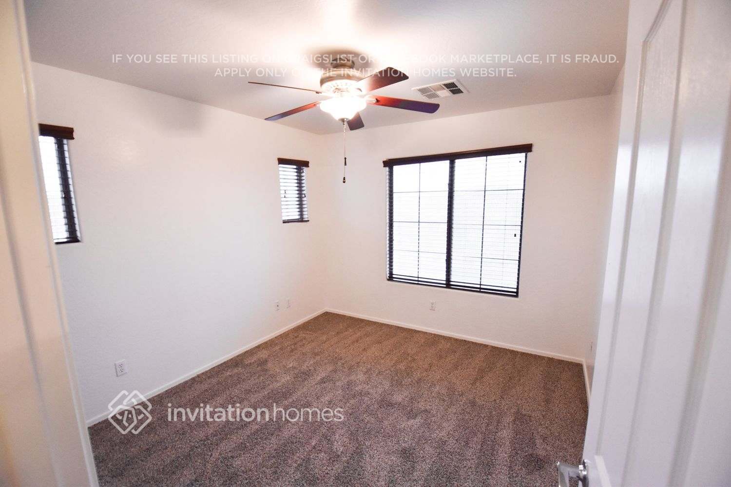 Building Photo - 19335 E Canary Way