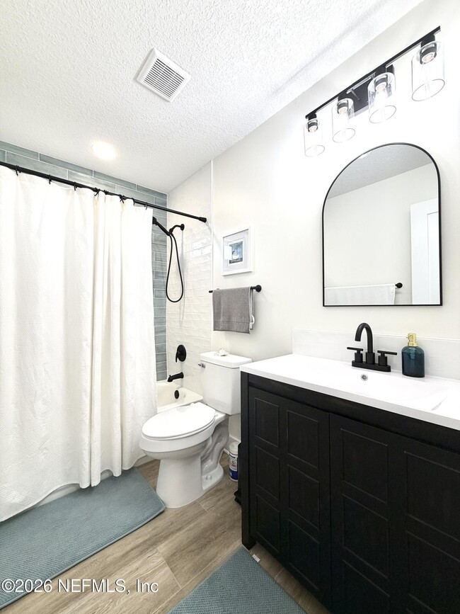 Building Photo - 181 Cabrillo Ln