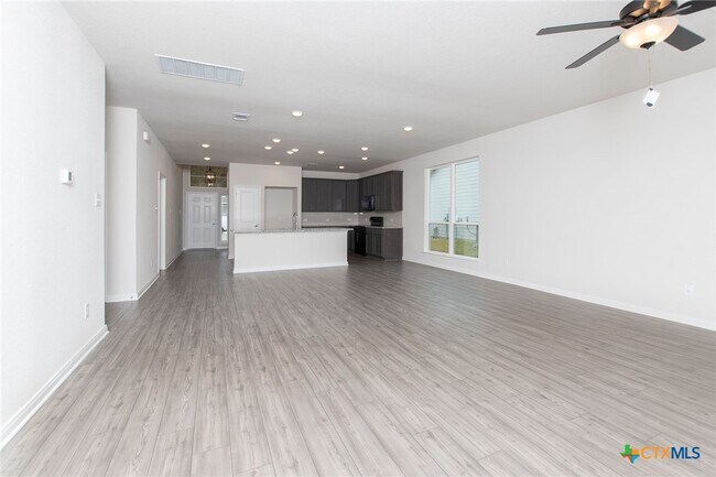 Building Photo - 9806 Kensley Rose Dr