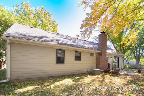 Building Photo - 13828 W 110th Terrace