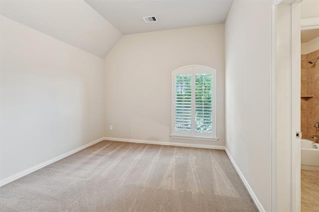Building Photo - 4407 Lindenwood Dr