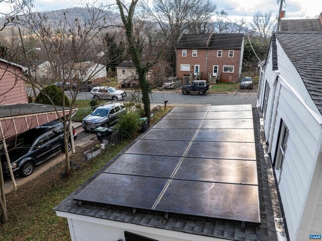 Building Photo - 1407 Vine St