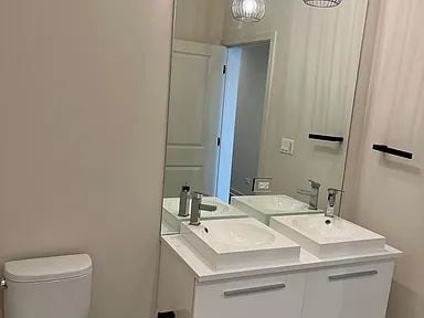 Building Photo - 790 E Irving Park Rd