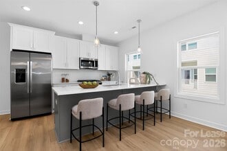 Building Photo - 3709 Lou Ann Ave