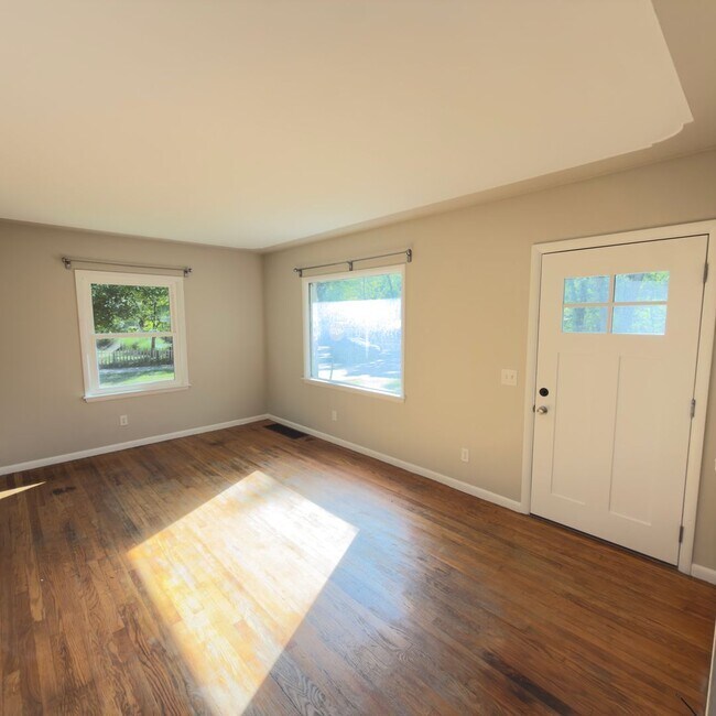 Building Photo - 2789 Thornapple River Dr SE
